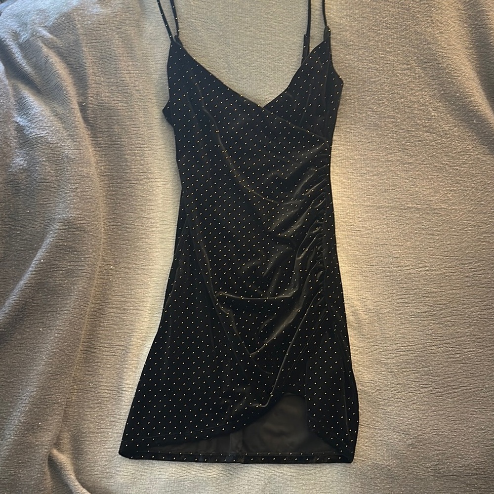 Cute black dress for a night on the town or winter formal